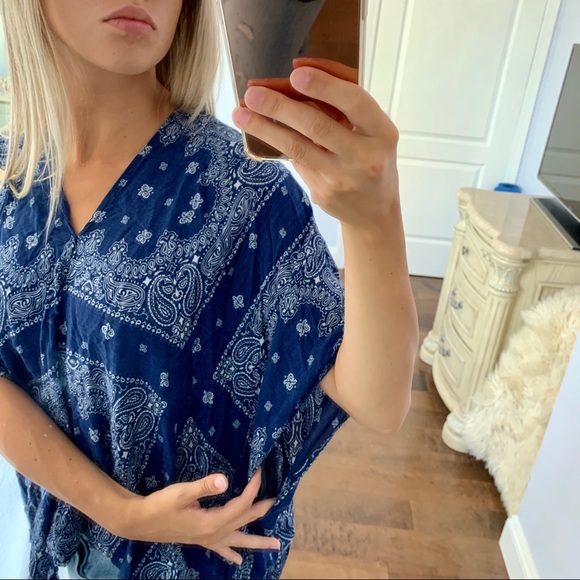 3 FOR $35 - Springfield Paisley Print Beach Top - Picture 5 of 10